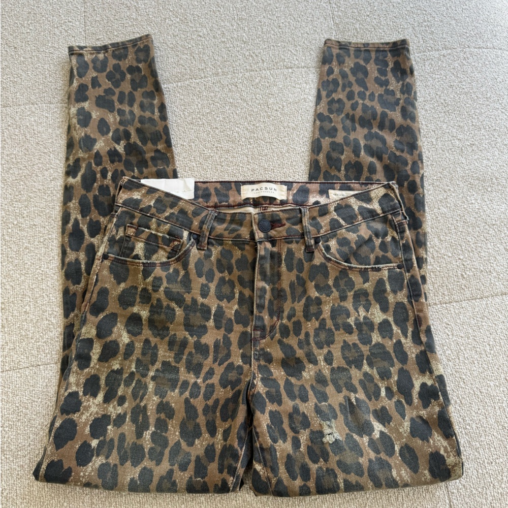 NWT PacSun High Rise Skinny Leopard Print Jeans – Size 27